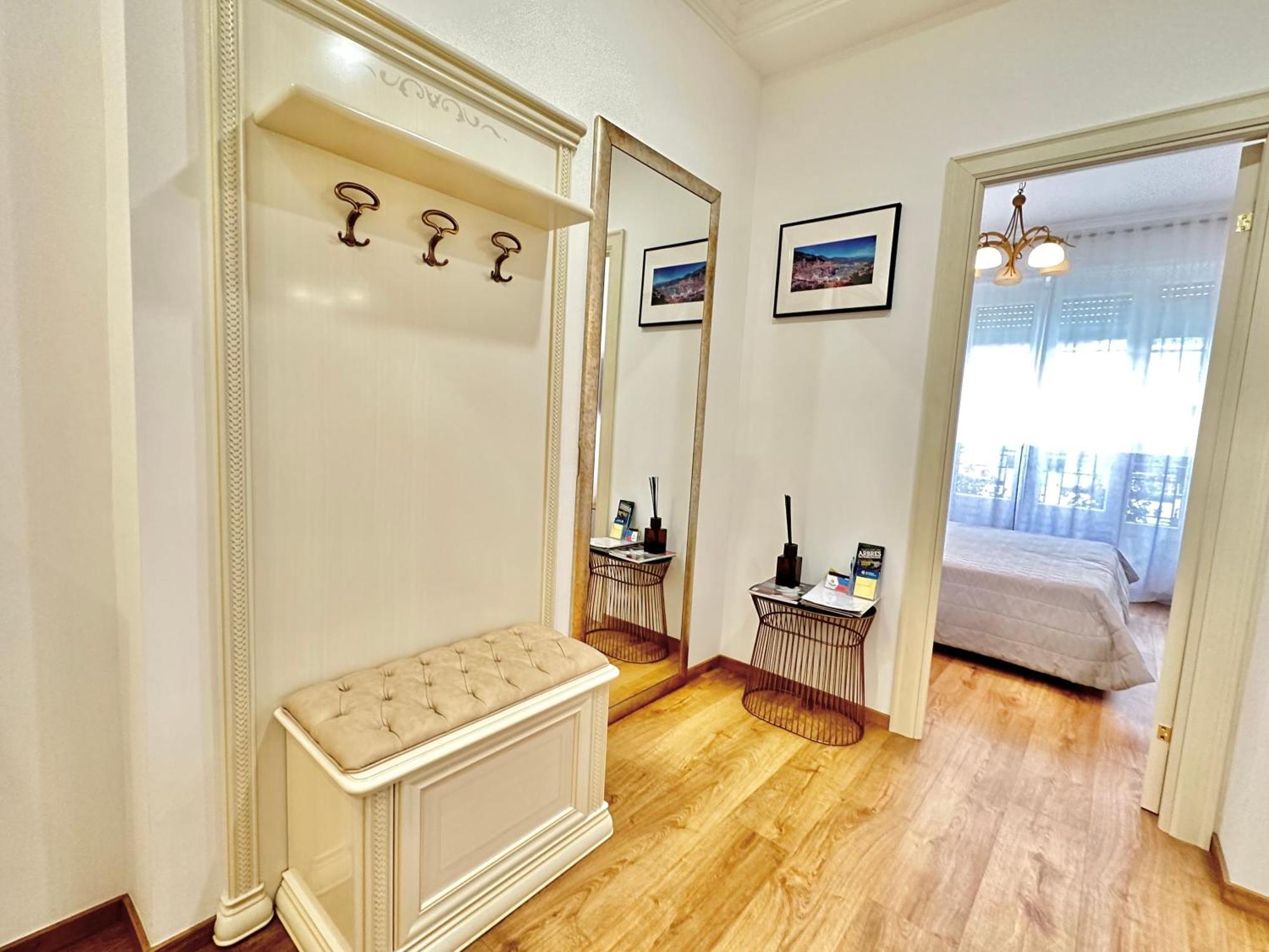 Luxe Hugo Negresco Apartment Nice Bagian luar foto
